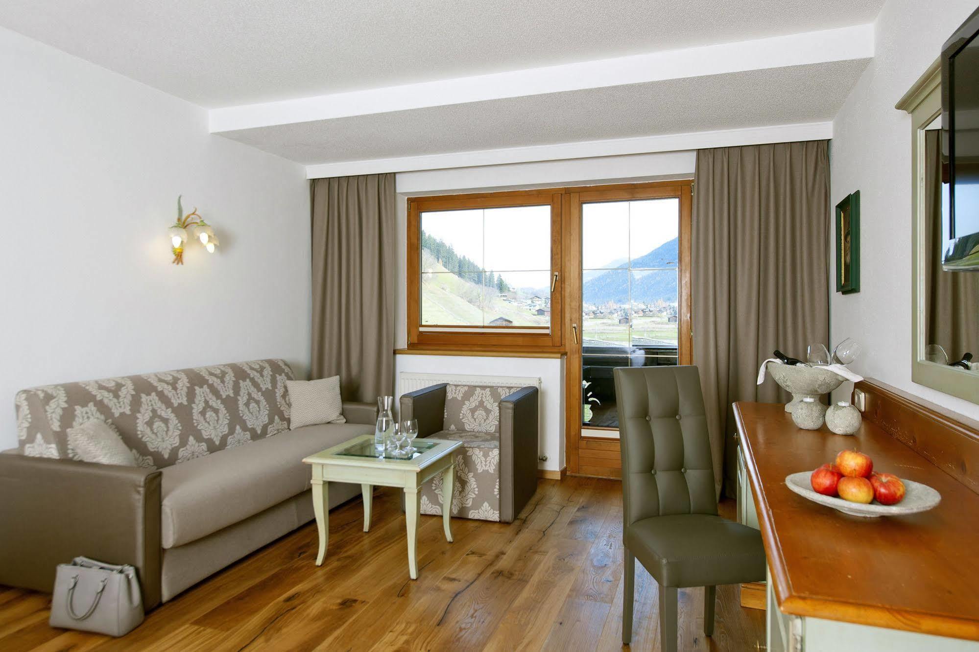 Hotel Bergjuwel Neustift im Stubaital Exteriör bild